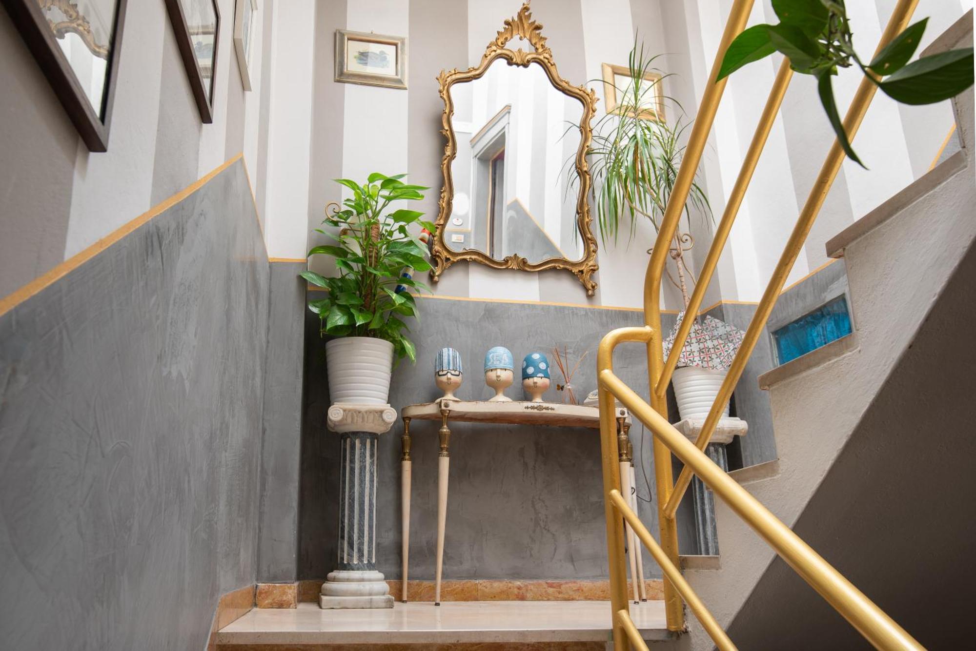 Bibi Boutique Arezzo Living Suite Rosafragola & Verdeconiglio Exterior photo